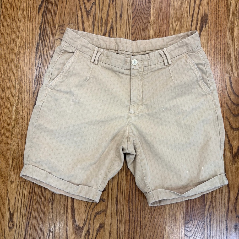 Massimo Dutti Khaki Flat Front Shorts (34) - flaw